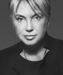 Елена Божанова